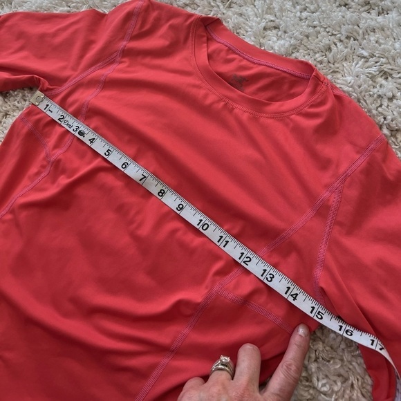 Arc’teryx red orange long sleeve polyester base layer shirt size small - Picture 8 of 8